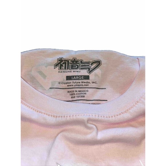 Hatsune Miku and Friends Pink Anime Short Sleeve T-shirt Size Large. NWT - Picture 4 of 5